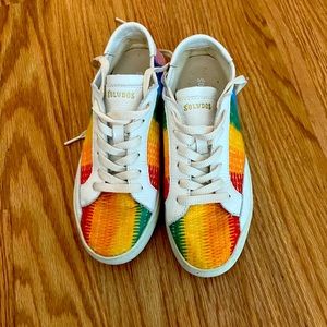 Really unique soludos. Great condition size 8